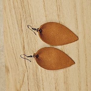 Cognac leather teardrop earrings